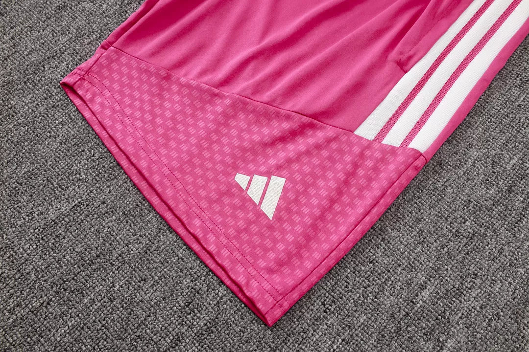 Completino Polo Real Madrid 26/27 Uomo Fucsia | Kit Allenamento - CalcioVivo