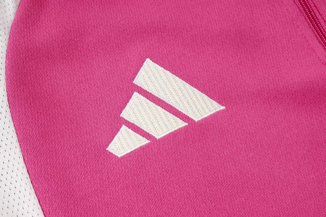 Completino Polo Real Madrid 26/27 Uomo Fucsia | Kit Allenamento - CalcioVivo