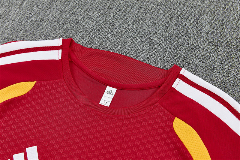 Deutschland Trainingsset Rot/Schwarz 2026 | Fußballset