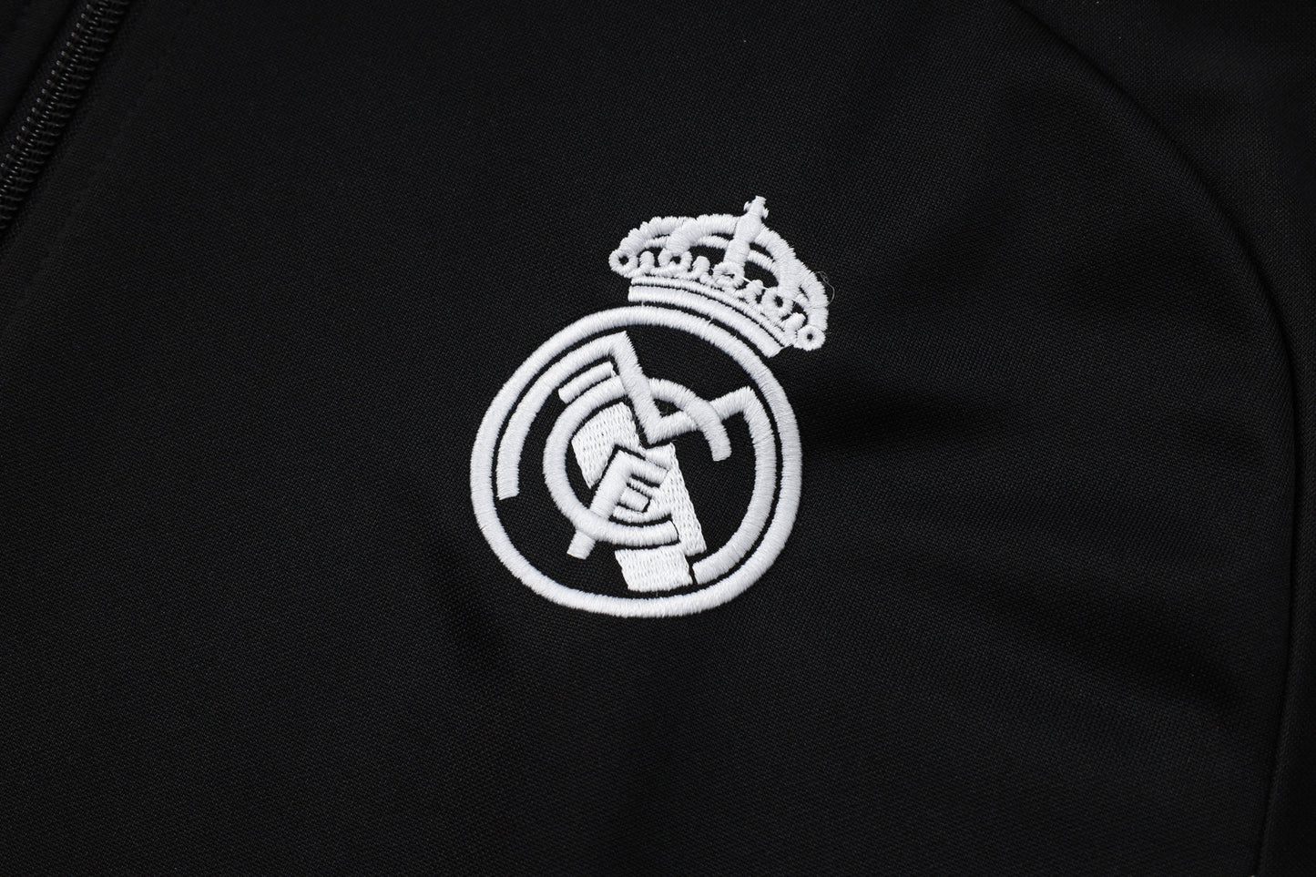 Real Madrid Black Tracksuit Full-Zip 25/26