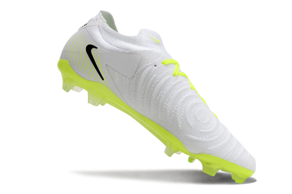 Nike Phantom GX II FG Cleats