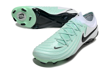 Nike Phantom GX II FG Cleats