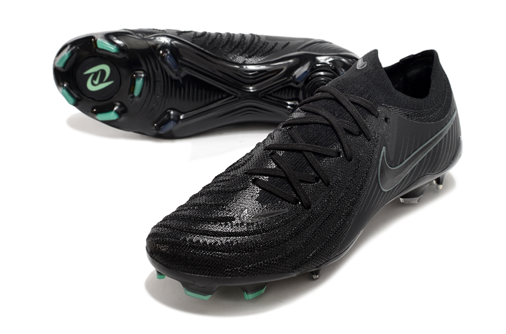 Nike Phantom GX II FG Cleats