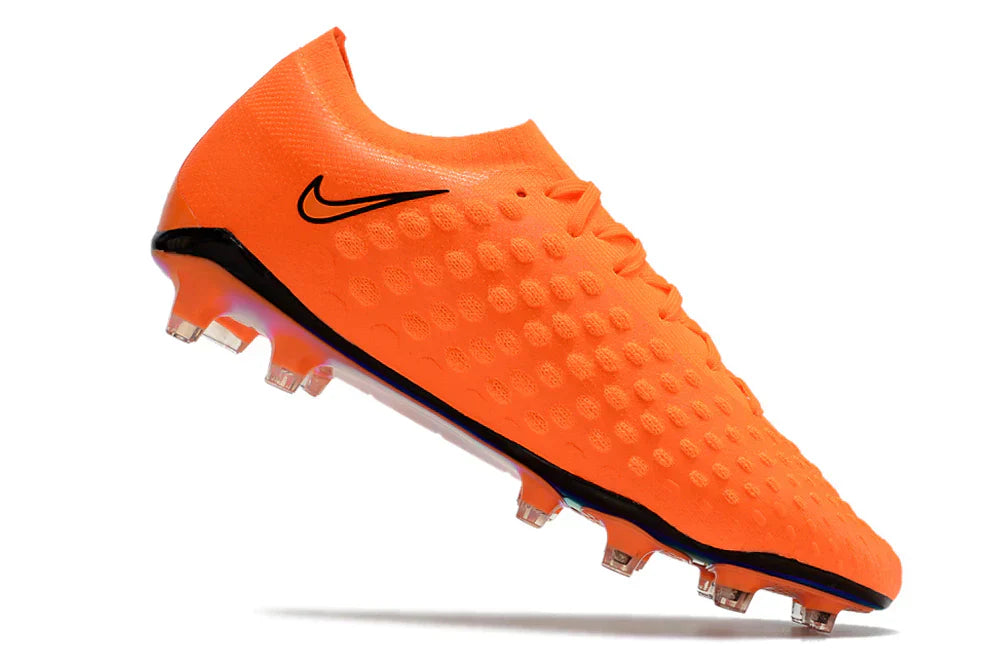 Nike Phantom Ultra Venom FG Cleats