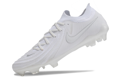 Nike Phantom GX II FG Cleats