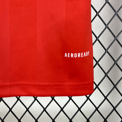 Bayern Munich 2025-26 Goalkeeper Jersey