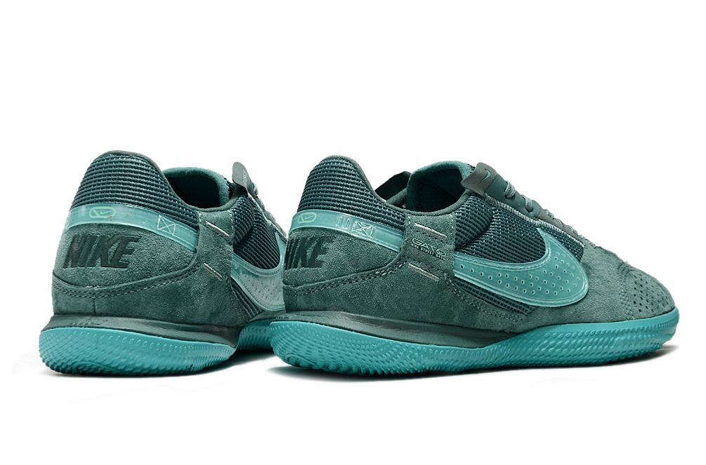 Nike Street Gato IC Boots