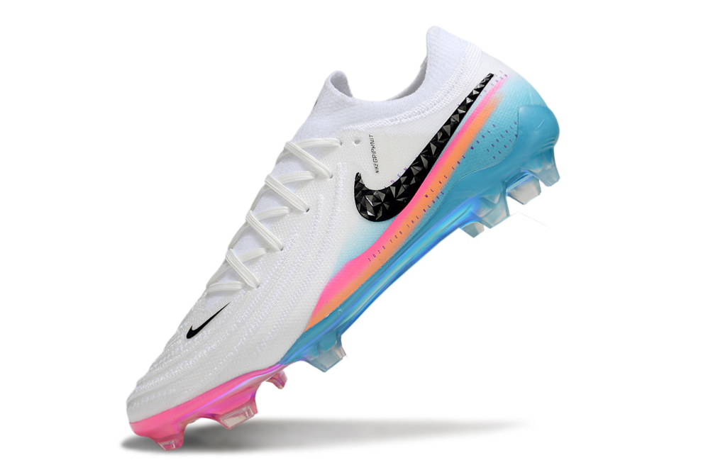 Nike Phantom GX II FG Cleats
