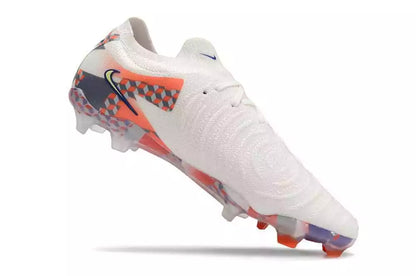 Nike Phantom GX II FG Cleats