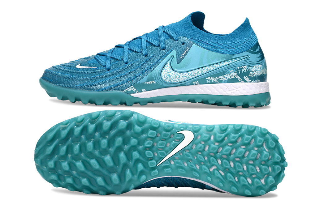 Nike Phantom GX II TF Boots