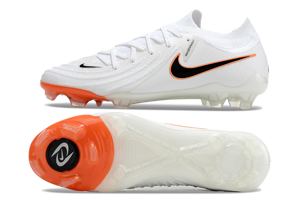 Nike Phantom GX II FG Cleats