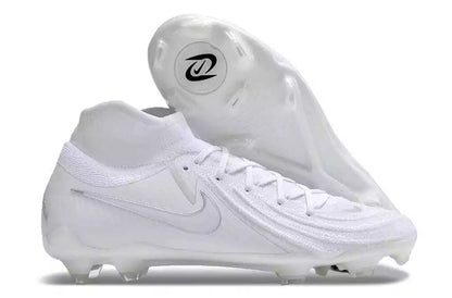Nike Phantom Luna II FG Cleats