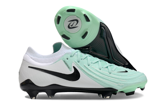 Nike Phantom GX II FG Cleats