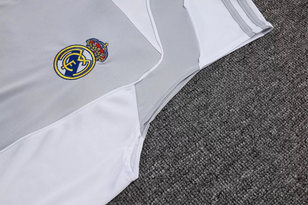 Completino Canottiera Real Madrid 25/26 Uomo Grigio | Kit Allenamento - CalcioVivo