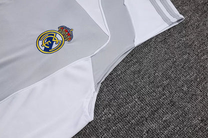 Completino Canottiera Real Madrid 25/26 Uomo Grigio | Kit Allenamento - CalcioVivo