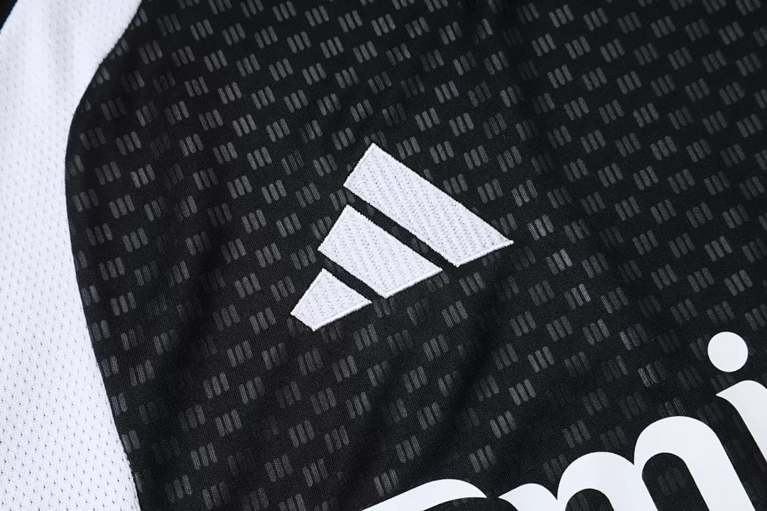 Completino Canottiera Real Madrid 26/27 Uomo Nero | Kit Allenamento - CalcioVivo