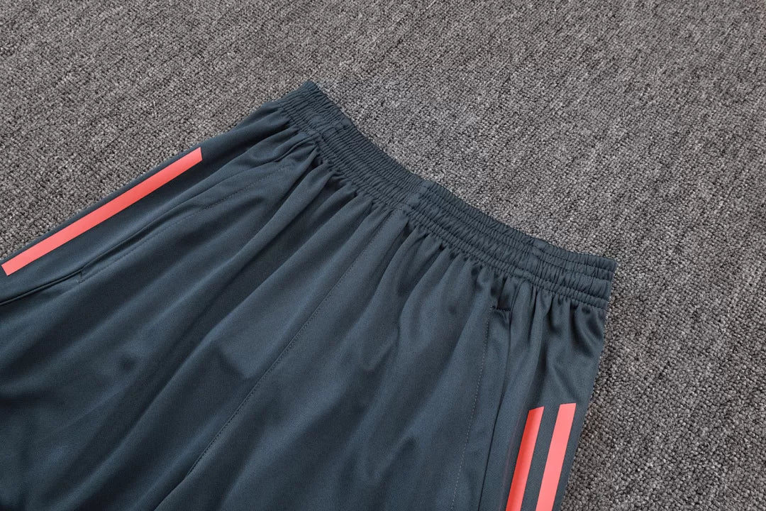 Completino Canottiera Bayern MŸnchen 25/26 Uomo Blu Petrolio | Kit Allenamento - CalcioVivo