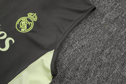 Completino Canottiera Real Madrid 2025/26 Uomo | Kit Allenamento - CalcioVivo