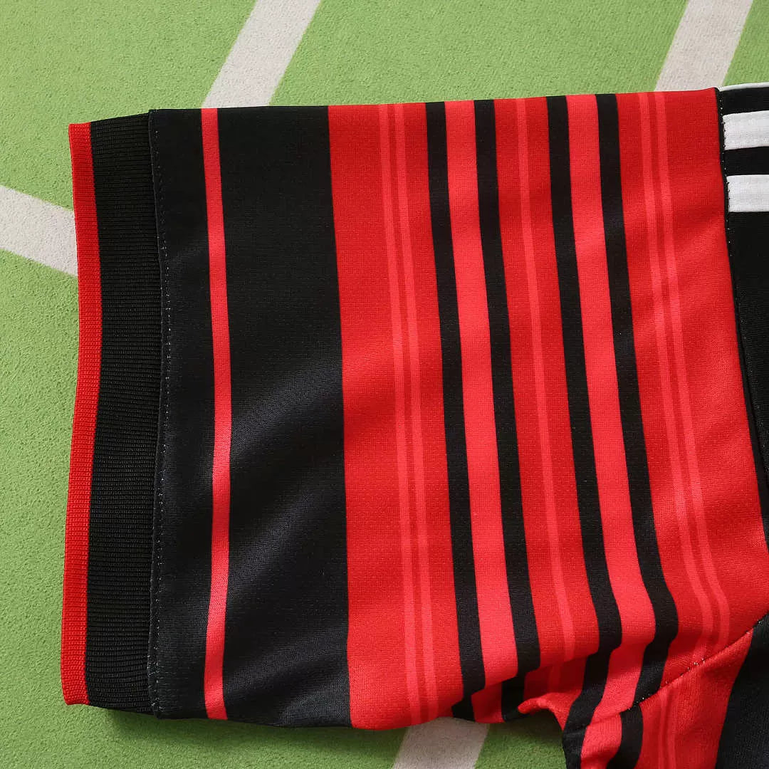 Maglia Eintracht Frankfurt Home 26/27 Uomo | Maglia da Calcio - CalcioVivo