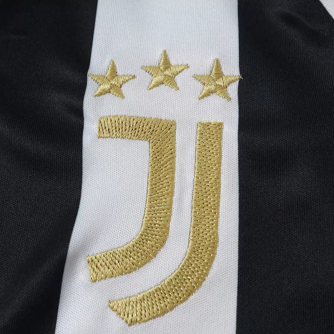 Kit Bambino Juventus Home 26/27 | Kit da Calcio - CalcioVivo