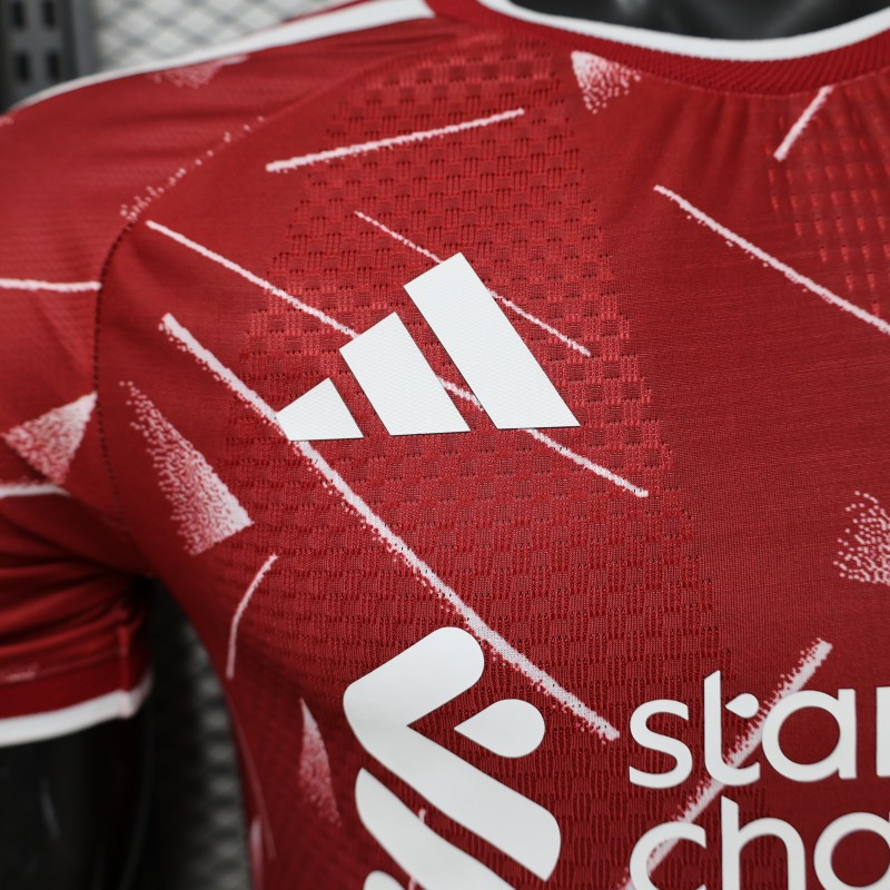 Maglia Liverpool Home 26/27 Player Uomo Rosso | Maglia da Calcio - CalcioVivo