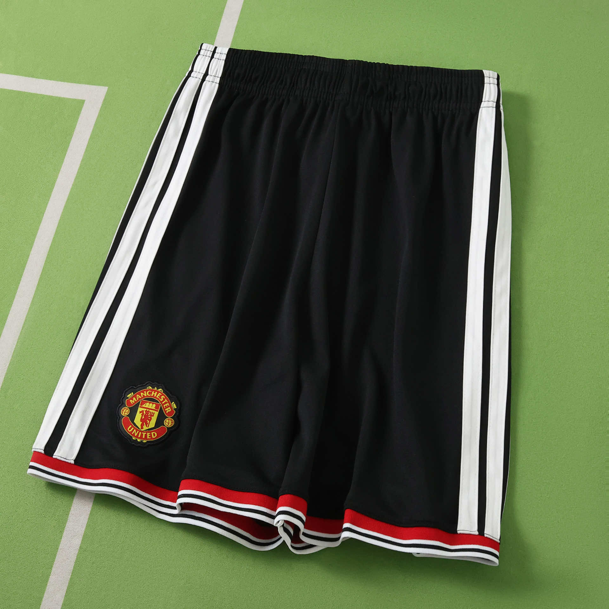 Pantaloncini Manchester United Home Nero 26/27 Uomo | Pantaloncini da Calcio - CalcioVivo