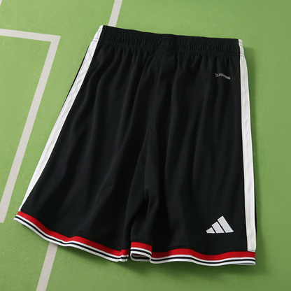 Pantaloncini Manchester United Home Nero 26/27 Uomo | Pantaloncini da Calcio - CalcioVivo