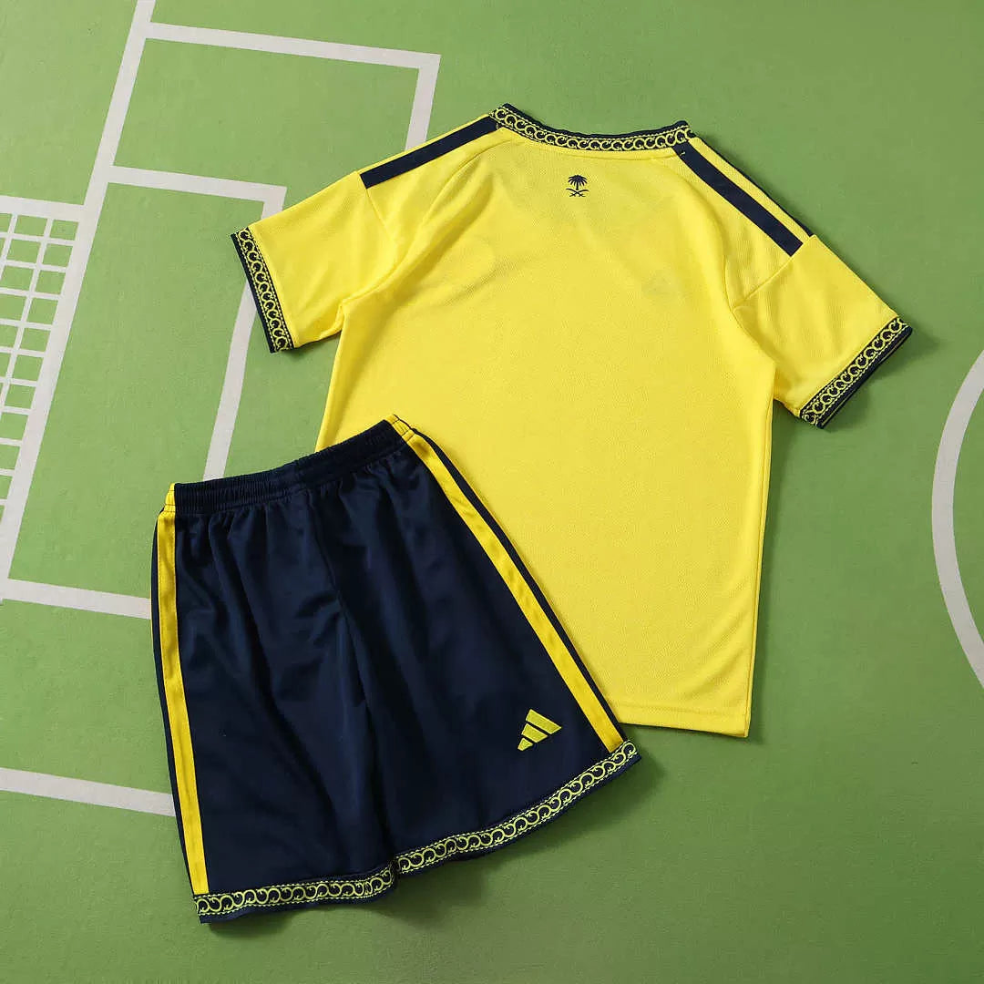 Kit Bambino Al-Nassr Home 26/27 Giallo | Kit da Calcio - CalcioVivo