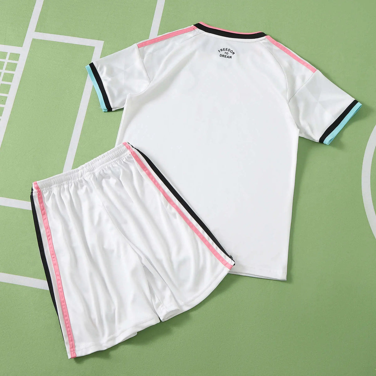 Kit Bambino Inter Miami Third 26/27 Bianco | Kit da Calcio - CalcioVivo
