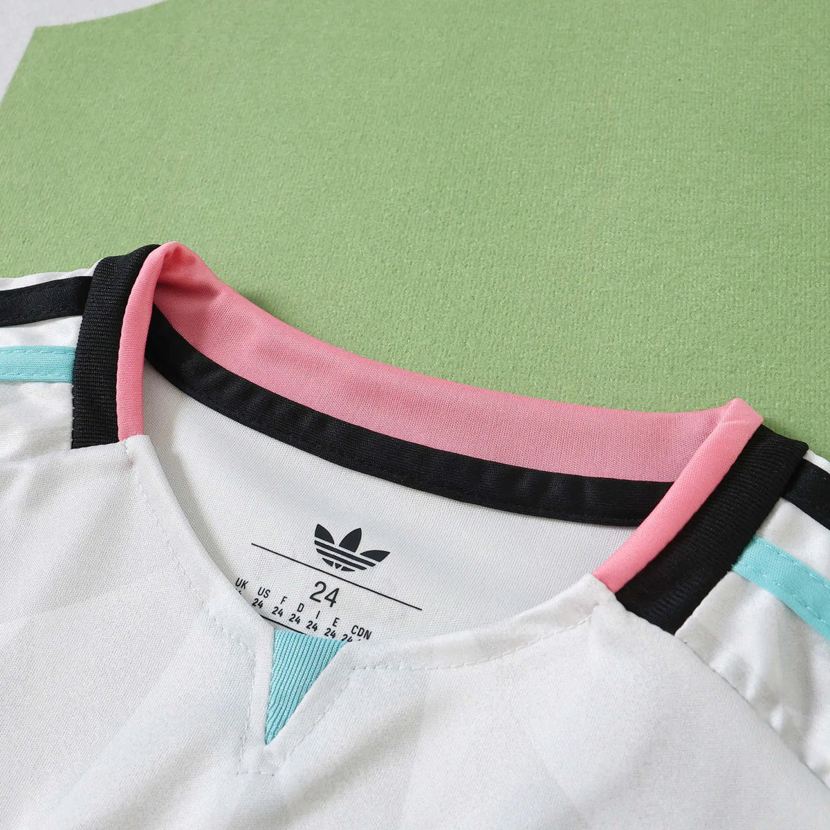 Kit Bambino Inter Miami Third 26/27 Bianco | Kit da Calcio - CalcioVivo