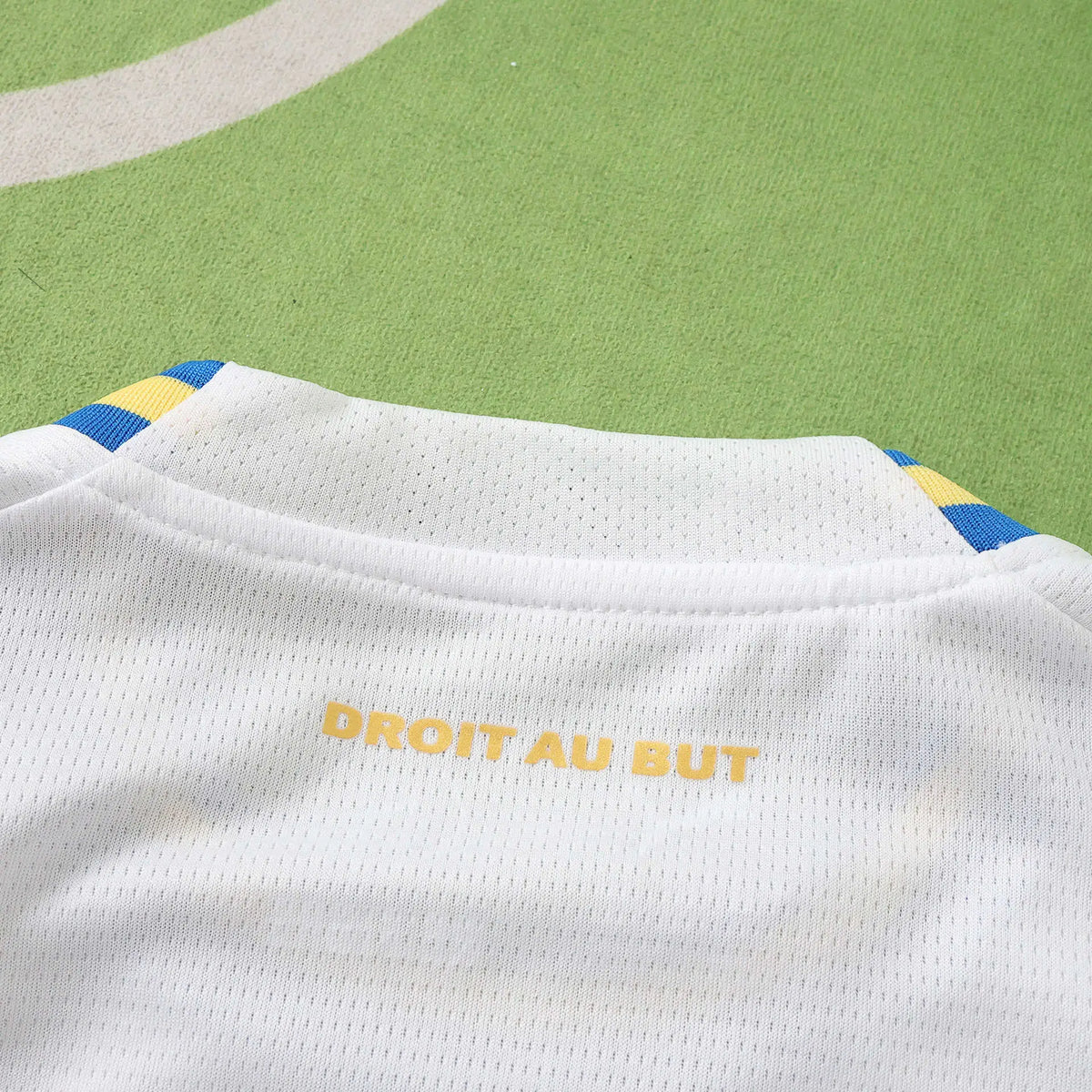 Kit Bambino Marseille Home 26/27 Bianco | Kit da Calcio - CalcioVivo