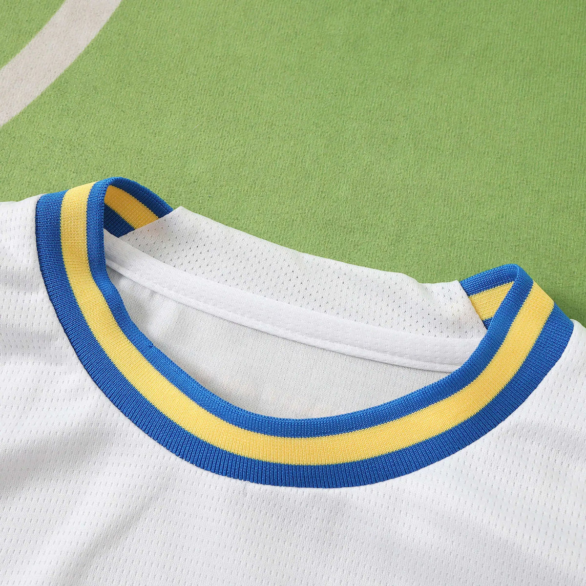 Kit Bambino Marseille Home 26/27 Bianco | Kit da Calcio - CalcioVivo