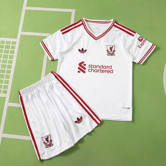 Kit Bambino Liverpool Away 26/27 Bianco | Kit da Calcio - CalcioVivo