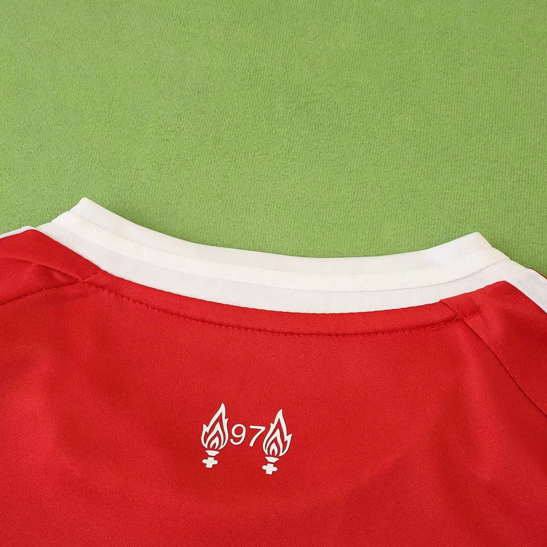 Kit Liverpool Home 25/26 Bambino Rosso | Kit da Calcio