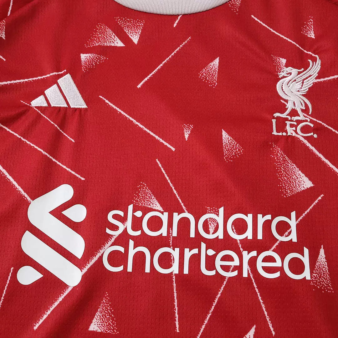 Kit Bambino Liverpool Home 26/27 Rosso | Kit da Calcio