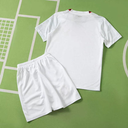 Kit Bambino Milan Away 26/27 Bianco | Kit da Calcio - CalcioVivo
