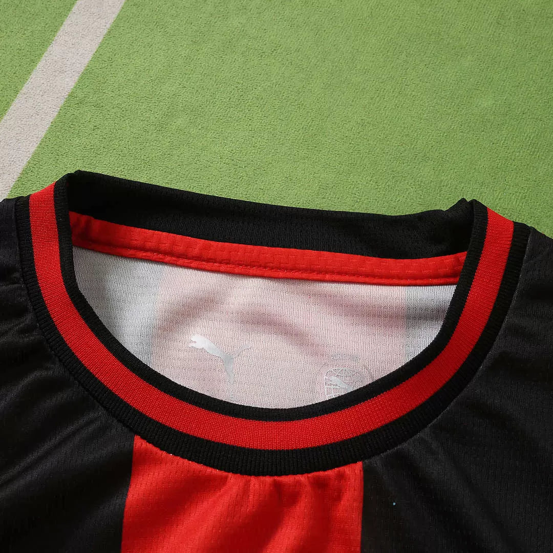 Kit Bambino Milan Home 26/27 Rosso e Nero | Kit da Calcio - CalcioVivo