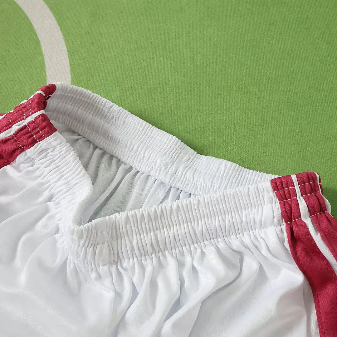 Kit Bambino Real Madrid Home 26/27 Bianco | Kit da Calcio - CalcioVivo