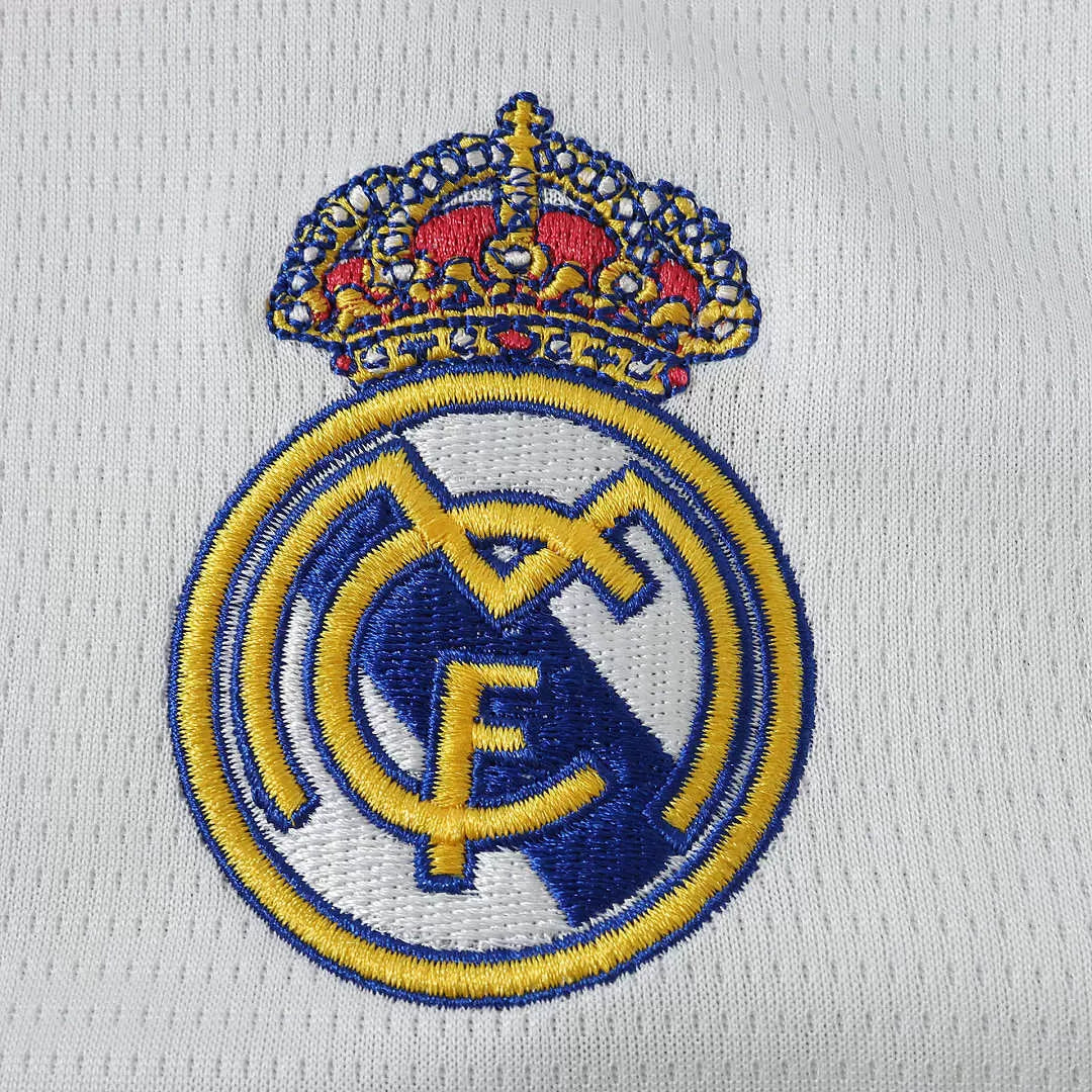 Kit Bambino Real Madrid Home 26/27 Bianco | Kit da Calcio - CalcioVivo