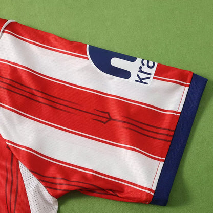 Maglia Atlético De Madrid Home 26/27 Uomo Rosso e Bianco a strisce verticali | Maglia da Calcio