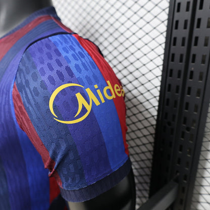 Maglia Barcelona Home 26/27 Player Uomo Blu e Rosso | Maglia da Calcio - CalcioVivo