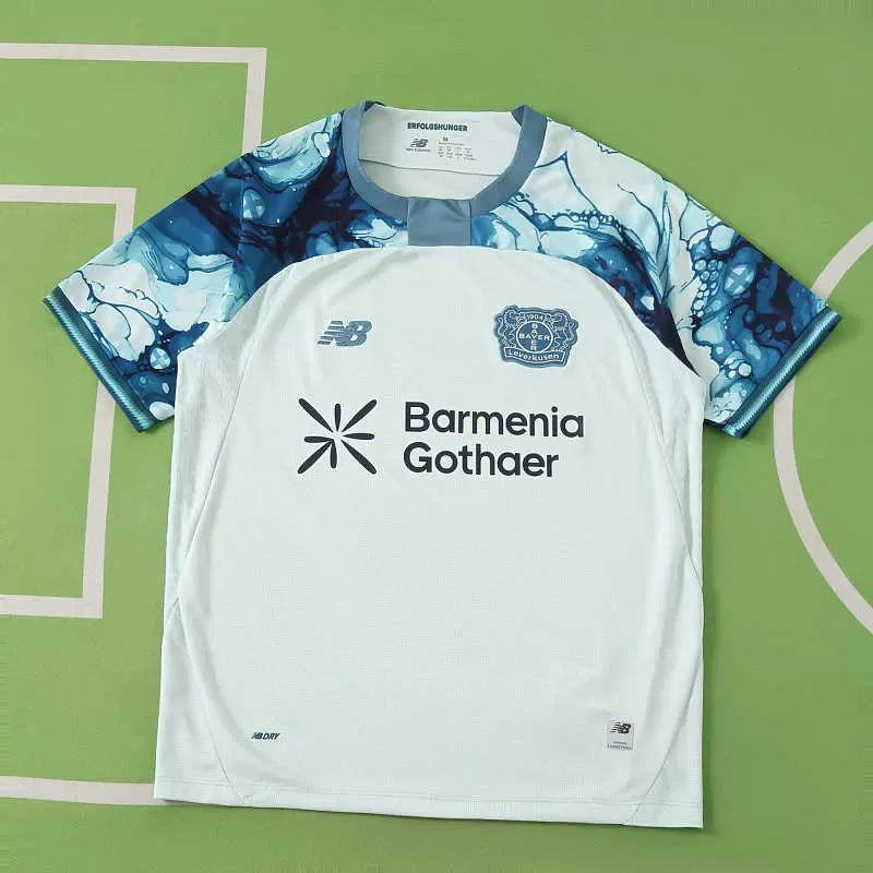 Maglia Bayer Leverkusen Away 26/27 Uomo Bianco e Blu | Maglia da Calcio - CalcioVivo