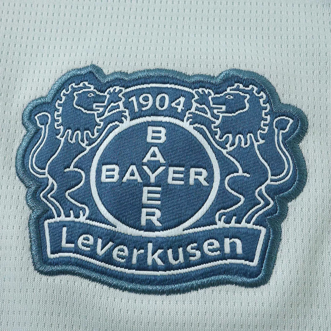 Maglia Bayer Leverkusen Away 26/27 Uomo Bianco e Blu | Maglia da Calcio - CalcioVivo