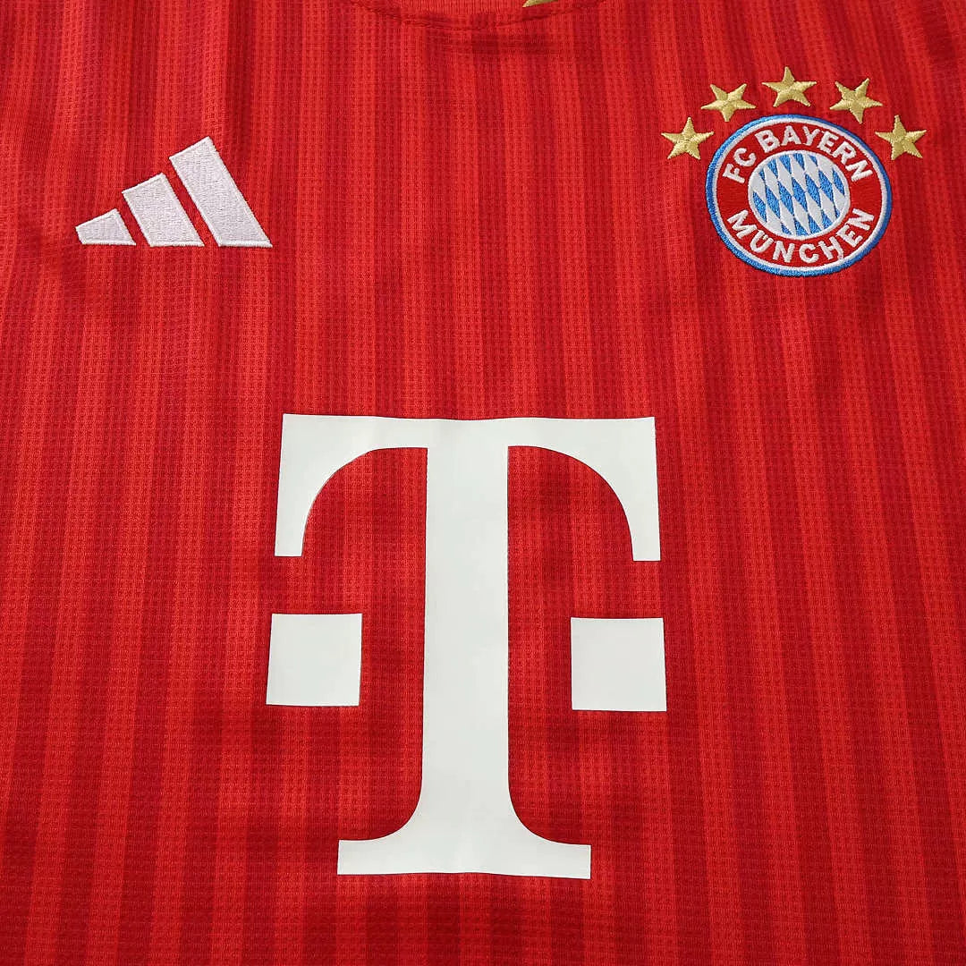 Maglia Bayern Munich 26/27 Donna Rosso | Maglia da Calcio - CalcioVivo