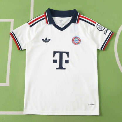 Maglia Bayern Munich Away 26/27 Donna Bianco | Maglia da Calcio - CalcioVivo