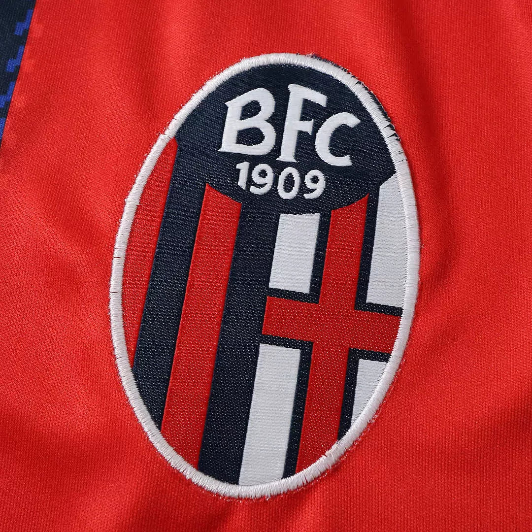 Maglia Bologna Home 26/27 Uomo Rosso e Blu Navy | Maglia da Calcio