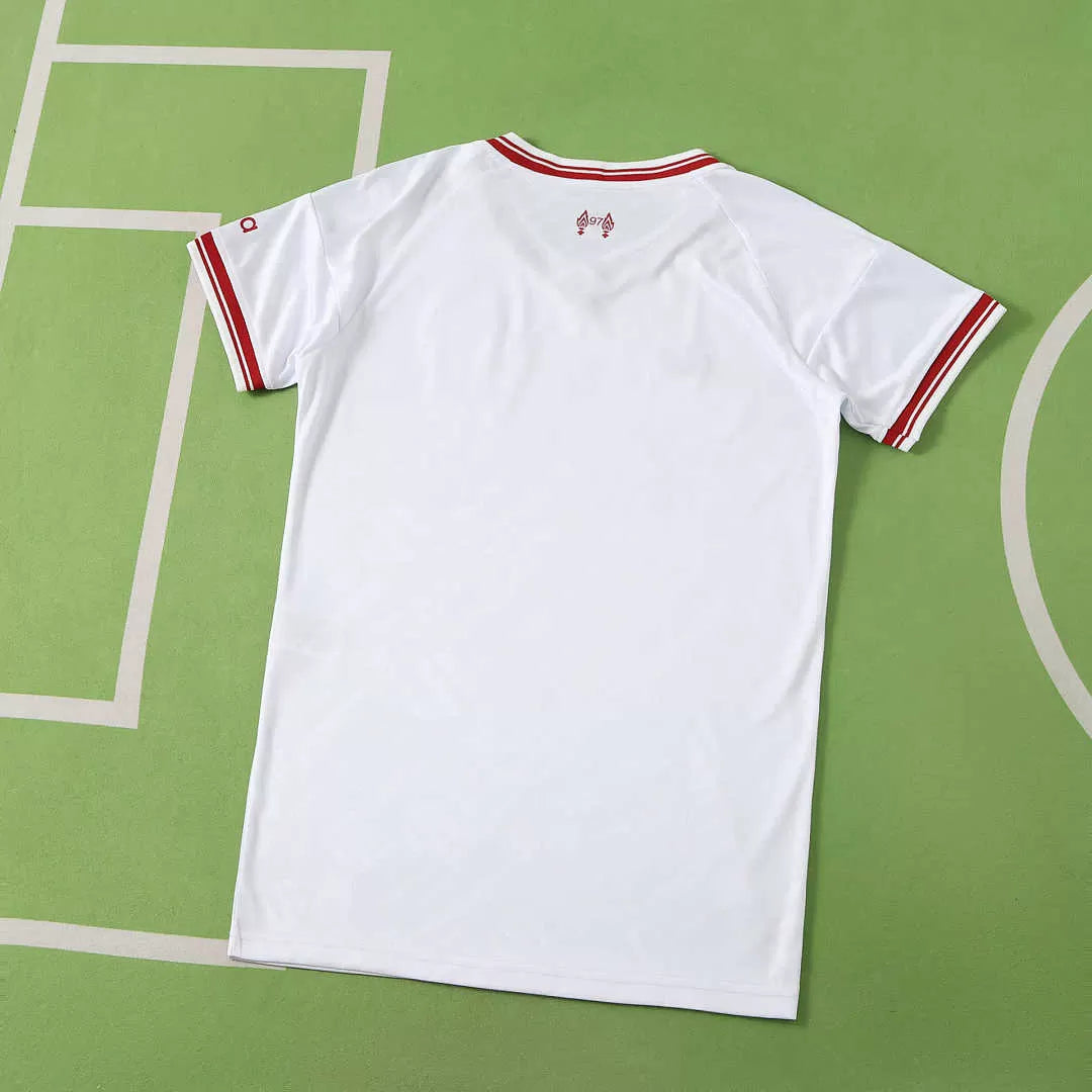 Maglia Liverpool Away 26/27 Donna Bianco | Maglia da Calcio - CalcioVivo