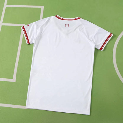 Maglia Liverpool Away 26/27 Donna Bianco | Maglia da Calcio - CalcioVivo