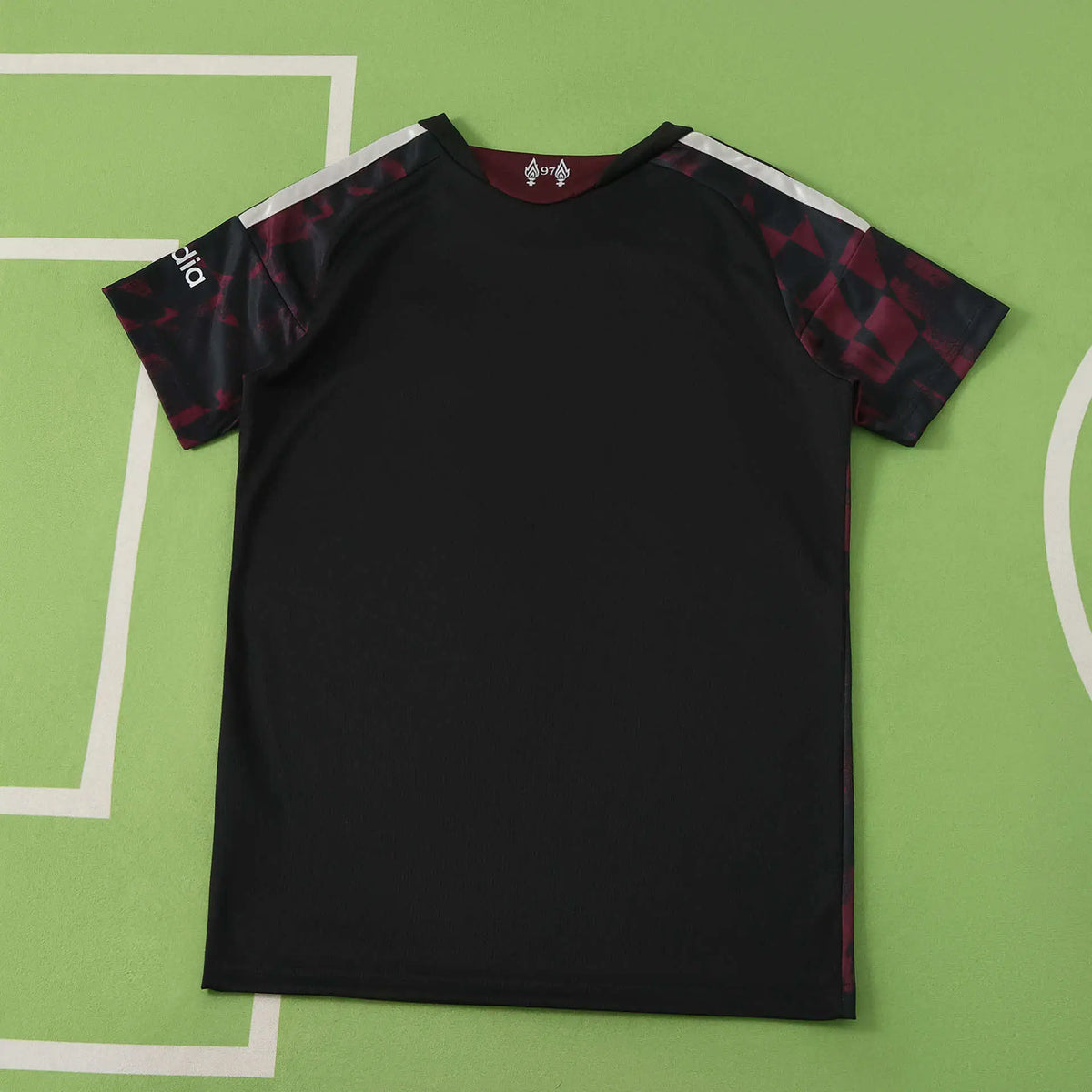 Maglia Liverpool Third 26/27 Donna Nero e Bordeaux