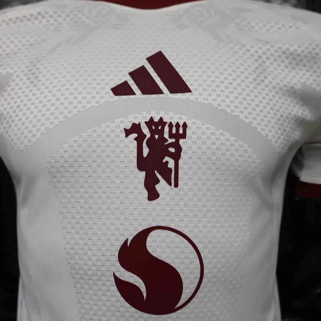 Maglia Manchester United Away 26/27 Player Uomo Bianco | Maglia da Calcio - CalcioVivo
